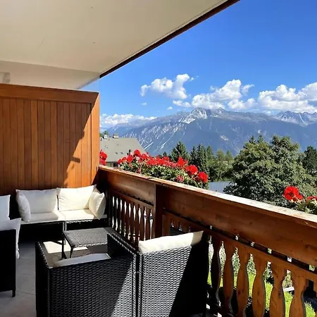 Magnifique Avec Piscine, Balcon Et Vue Crans-Montana