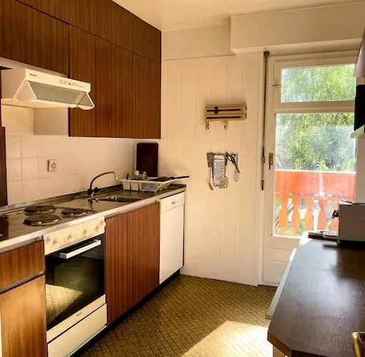 Appartement Magnifique Avec Piscine, Balcon Et Vue *