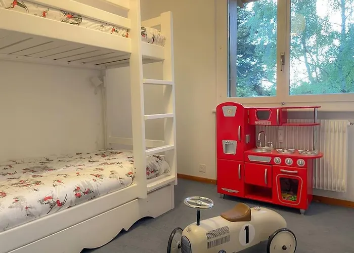 Magnifique Avec Piscine, Balcon Et Vue * Crans-Montana