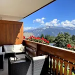 Magnifique Avec Balcon Et Vue 克莱恩 蒙塔纳
