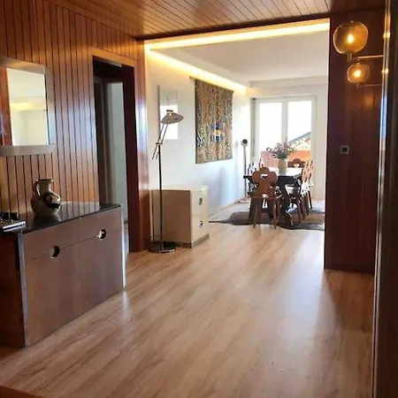 דירה Magnifique Avec Piscine, Balcon Et Vue קראנס-מונטנה