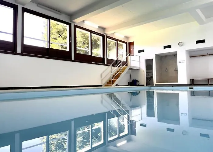 Magnifique Avec Piscine, Balcon Et Vue Appartamento *