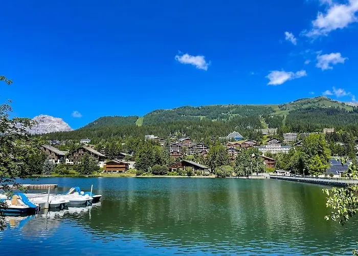 Magnifique Avec Piscine, Balcon Et Vue Appartamento *